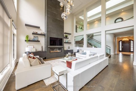 Photo 17 at 14 Sulgrave Crescent, Windfields, Toronto