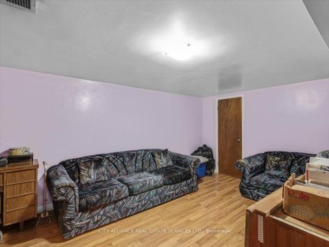 Photo 35 at 122 Brookhaven Drive, Amesbury, Toronto Photo 35 at 122 Brookhaven Drive, Amesbury, Toronto