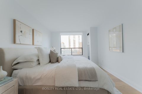 Photo 31 at 406 - 47 St Clair Avenue W, St. Clair, Toronto