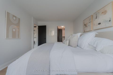 Photo 34 at 406 - 47 St Clair Avenue W, St. Clair, Toronto