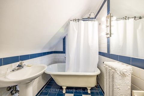 Photo 46 at 135 Madison Avenue, Annex, Toronto
