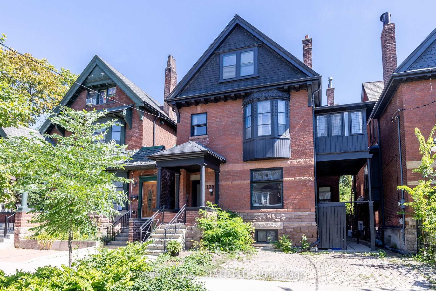 135 Madison Avenue, Annex, Toronto 