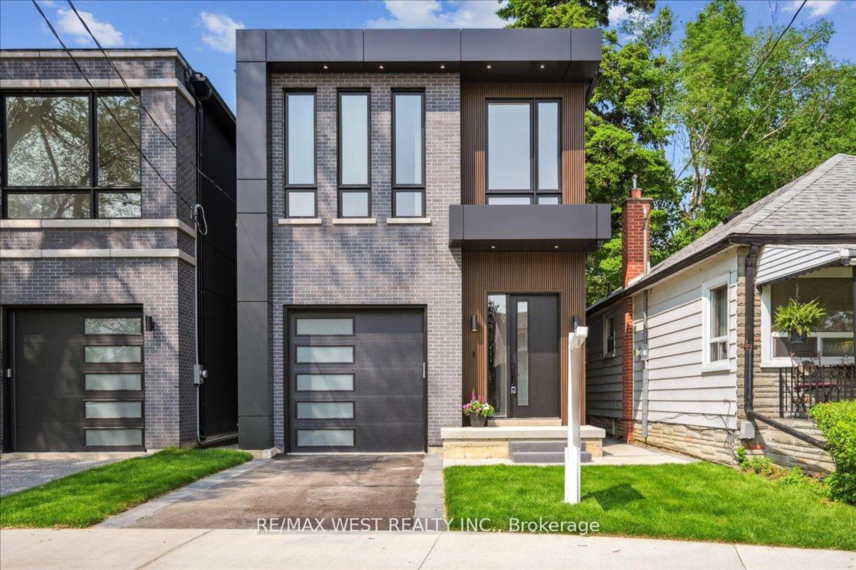 12B Foch Avenue, Alderwood, Toronto 