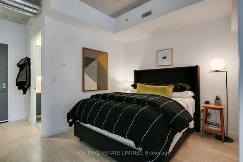 Photo 13 at 807 - 170 Bayview Avenue, Waterfront Communities C8, Toronto