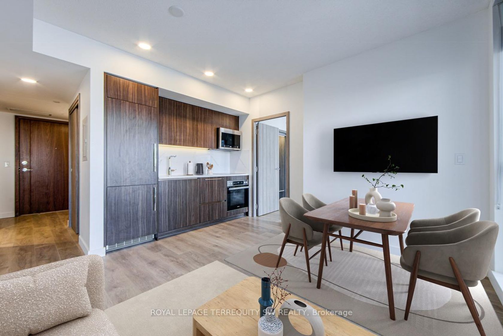 1508 - 38 Widmer Street, Waterfront Communities C1, Toronto  by Loree Meneguzzi Real Estate 1508 - 38 Widmer Street, Waterfront Communities C1, Toronto