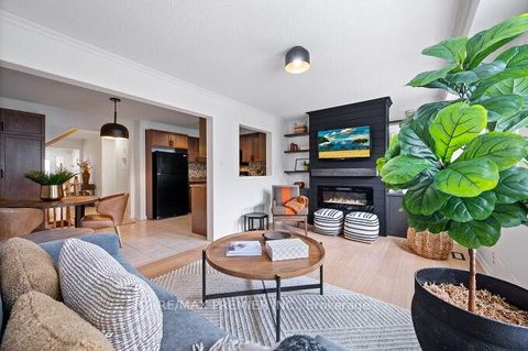 Photo 3 at 78 Keystar Court, Vellore Village, Vaughan