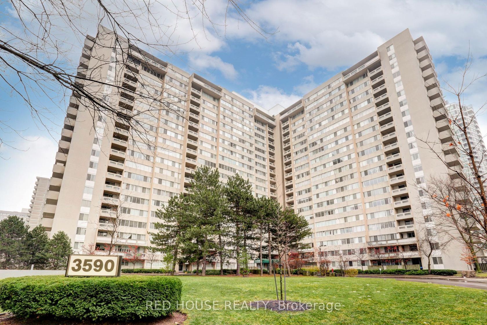 705 - 3590 Kaneff Crescent, Mississauga Valleys, Mississauga 