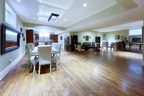 Photo 37 at 95 Naughton Drive, Westbrook, Richmond Hill