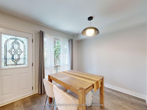 Photo 8 at 46 Woody Vine Way, Bayview Village, Toronto
