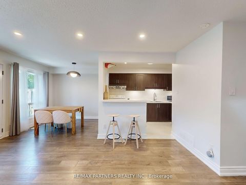 Photo 10 at 46 Woody Vine Way, Bayview Village, Toronto
