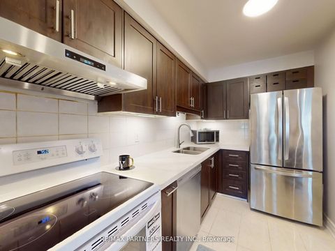 Photo 11 at 46 Woody Vine Way, Bayview Village, Toronto