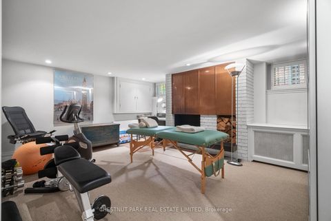 Photo 34 at 1 - 35 Rosedale Road, Moore Park, Toronto