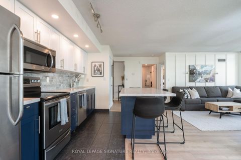 Photo 5 at 612 - 81 Navy Wharf Court, Waterfront Communities C1, Toronto
