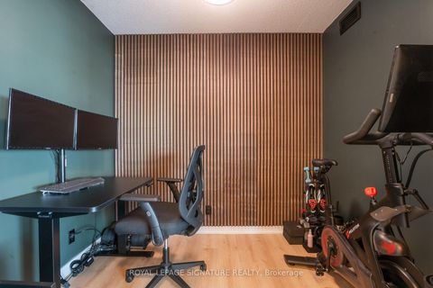 Photo 10 at 612 - 81 Navy Wharf Court, Waterfront Communities C1, Toronto
