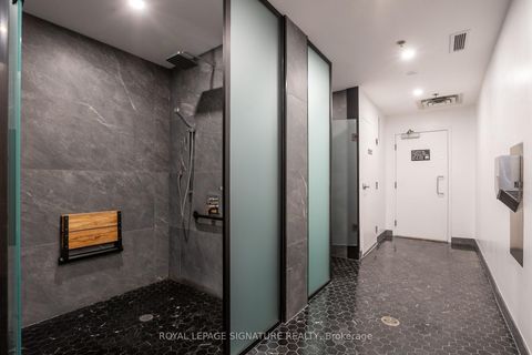 Photo 22 at 612 - 81 Navy Wharf Court, Waterfront Communities C1, Toronto