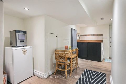 Photo 27 at 2043 Davenport Road, Pellam Park, Toronto