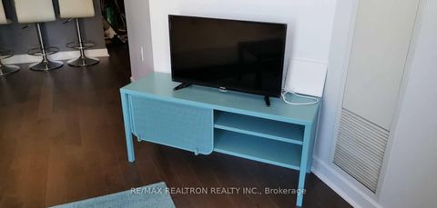 Photo 9 at 1603 - 85 Bloor Street E, Yonge Corridor, Toronto Photo 9 at 1603 - 85 Bloor Street E, Yonge Corridor, Toronto