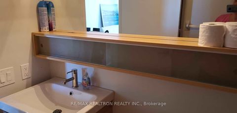 Photo 14 at 1603 - 85 Bloor Street E, Yonge Corridor, Toronto Photo 14 at 1603 - 85 Bloor Street E, Yonge Corridor, Toronto