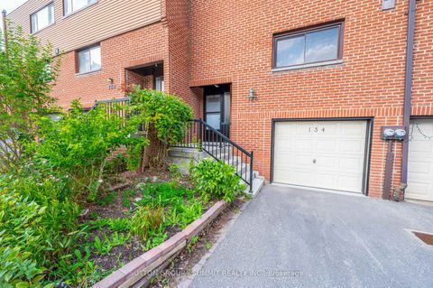 Photo 0 at 134 Song Meadowway, Hillcrest Village, Toronto