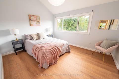 Photo 14 at 134 Song Meadowway, Hillcrest Village, Toronto
