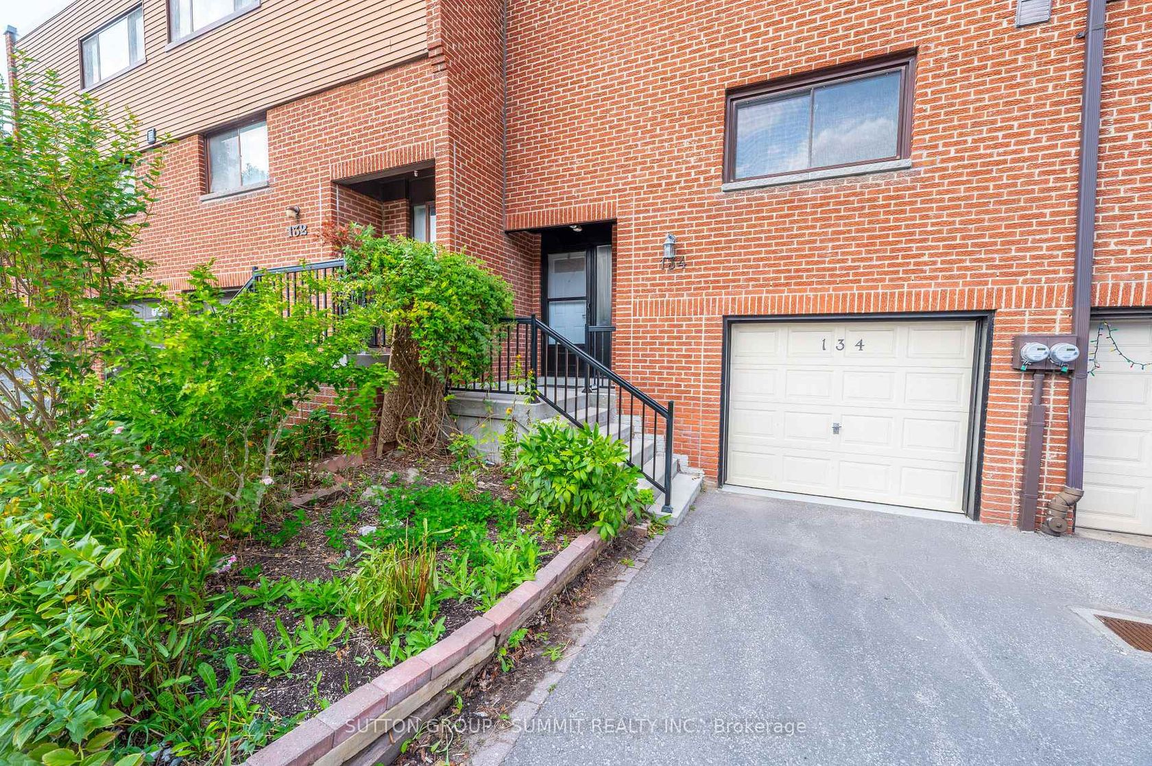 134 Song Meadowway, Hillcrest Village, Toronto 