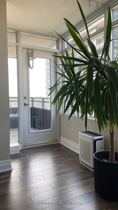 Photo 8 at 1110 - 25 Telegram Mews, Waterfront Communities C1, Toronto