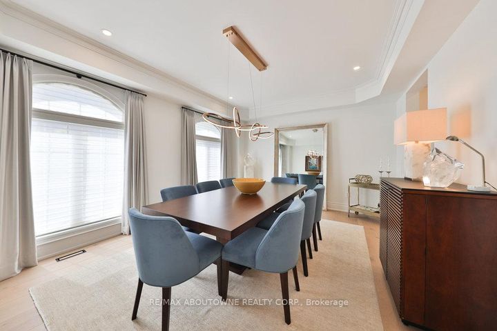 Photo 15 at 30 - 2400 Neyagawa Boulevard, RO River Oaks, Oakville