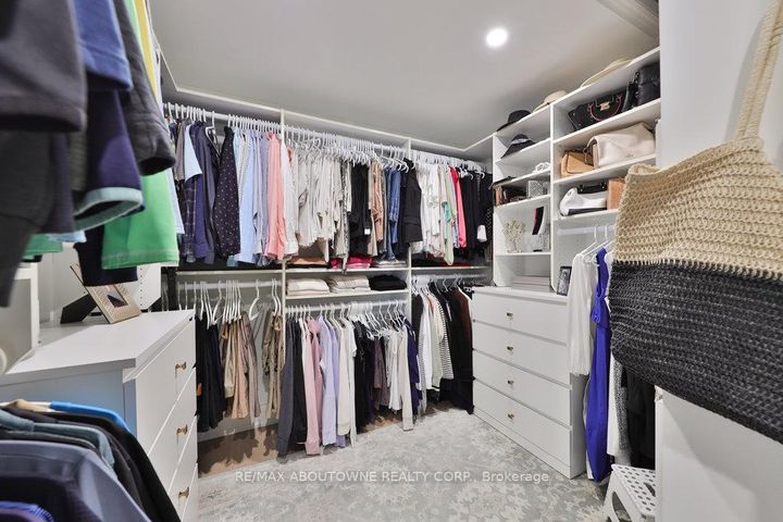 Photo 31 at 30 - 2400 Neyagawa Boulevard, RO River Oaks, Oakville
