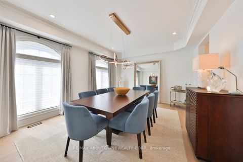 Photo 15 at 30 - 2400 Neyagawa Boulevard, RO River Oaks, Oakville