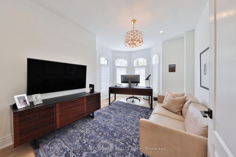 Photo 19 at 30 - 2400 Neyagawa Boulevard, RO River Oaks, Oakville