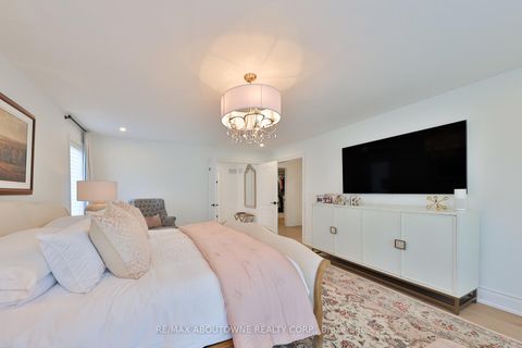Photo 27 at 30 - 2400 Neyagawa Boulevard, RO River Oaks, Oakville