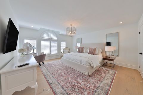 Photo 33 at 30 - 2400 Neyagawa Boulevard, RO River Oaks, Oakville