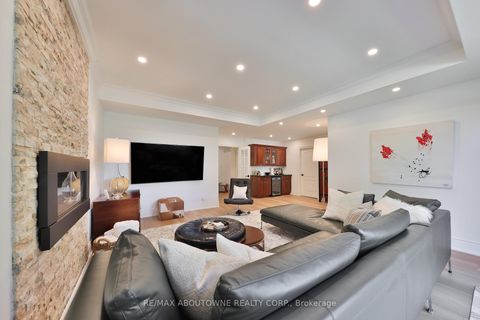Photo 41 at 30 - 2400 Neyagawa Boulevard, RO River Oaks, Oakville