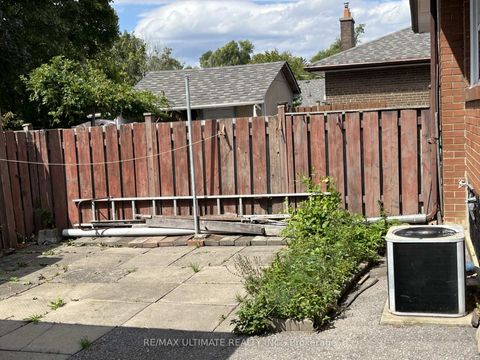 Photo 9 at 96 Benjamin Boulevard, Kennedy Park, Toronto