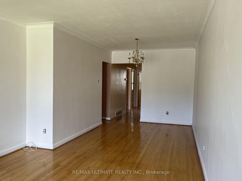 Photo 18 at 96 Benjamin Boulevard, Kennedy Park, Toronto