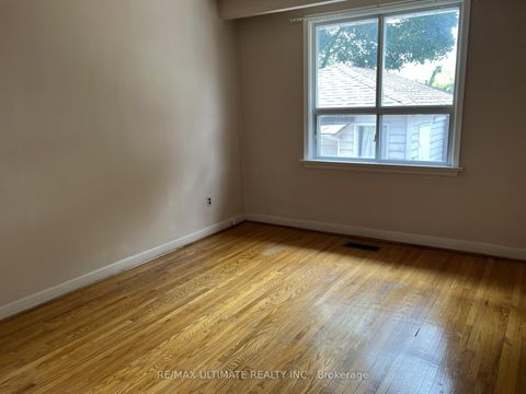 Photo 25 at 96 Benjamin Boulevard, Kennedy Park, Toronto
