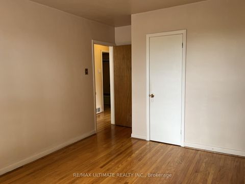 Photo 27 at 96 Benjamin Boulevard, Kennedy Park, Toronto