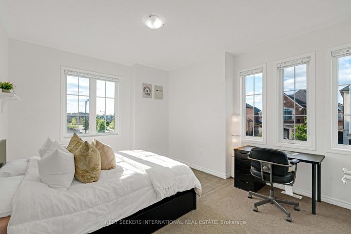 Photo 20 at 125 Lacrosse Trail, Kleinburg, Vaughan