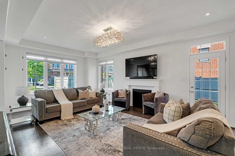 Photo 7 at 125 Lacrosse Trail, Kleinburg, Vaughan