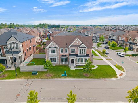 Photo 28 at 125 Lacrosse Trail, Kleinburg, Vaughan