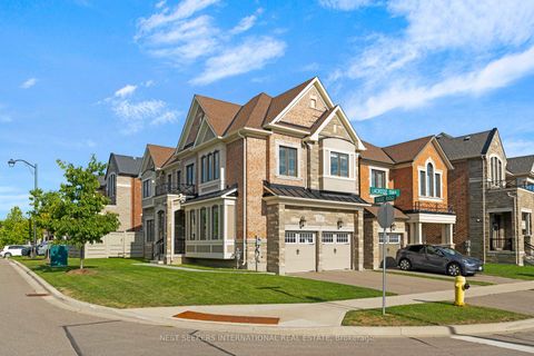 Photo 29 at 125 Lacrosse Trail, Kleinburg, Vaughan