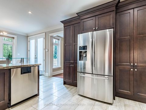 Photo 13 at 154 Glen Park Avenue, Lawrence, Toronto