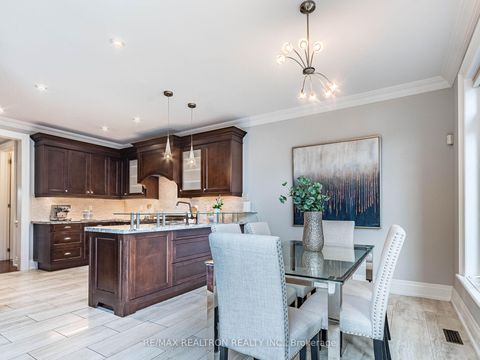 Photo 17 at 154 Glen Park Avenue, Lawrence, Toronto