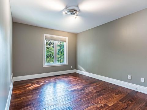 Photo 35 at 154 Glen Park Avenue, Lawrence, Toronto