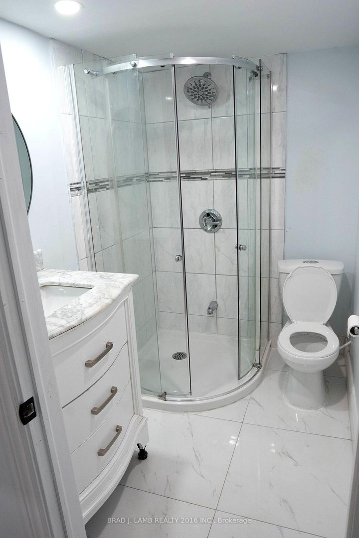 Photo 29 at 42 Lynnford Drive, City Centre West, Toronto