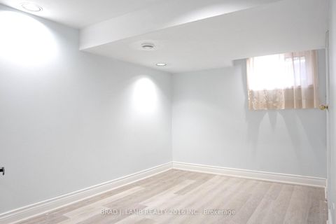 Photo 31 at 42 Lynnford Drive, City Centre West, Toronto