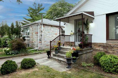 Photo 1 at 42 Lynnford Drive, City Centre West, Toronto