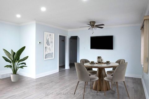 Photo 6 at 42 Lynnford Drive, City Centre West, Toronto