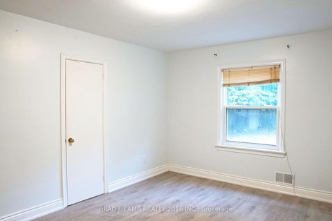 Photo 15 at 42 Lynnford Drive, City Centre West, Toronto