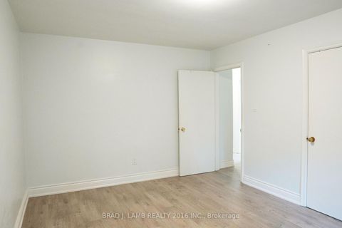 Photo 16 at 42 Lynnford Drive, City Centre West, Toronto